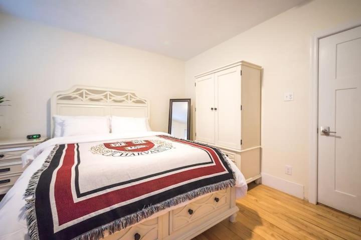 Renovated Lower Allston 3 Bedroom Boston Buitenkant foto