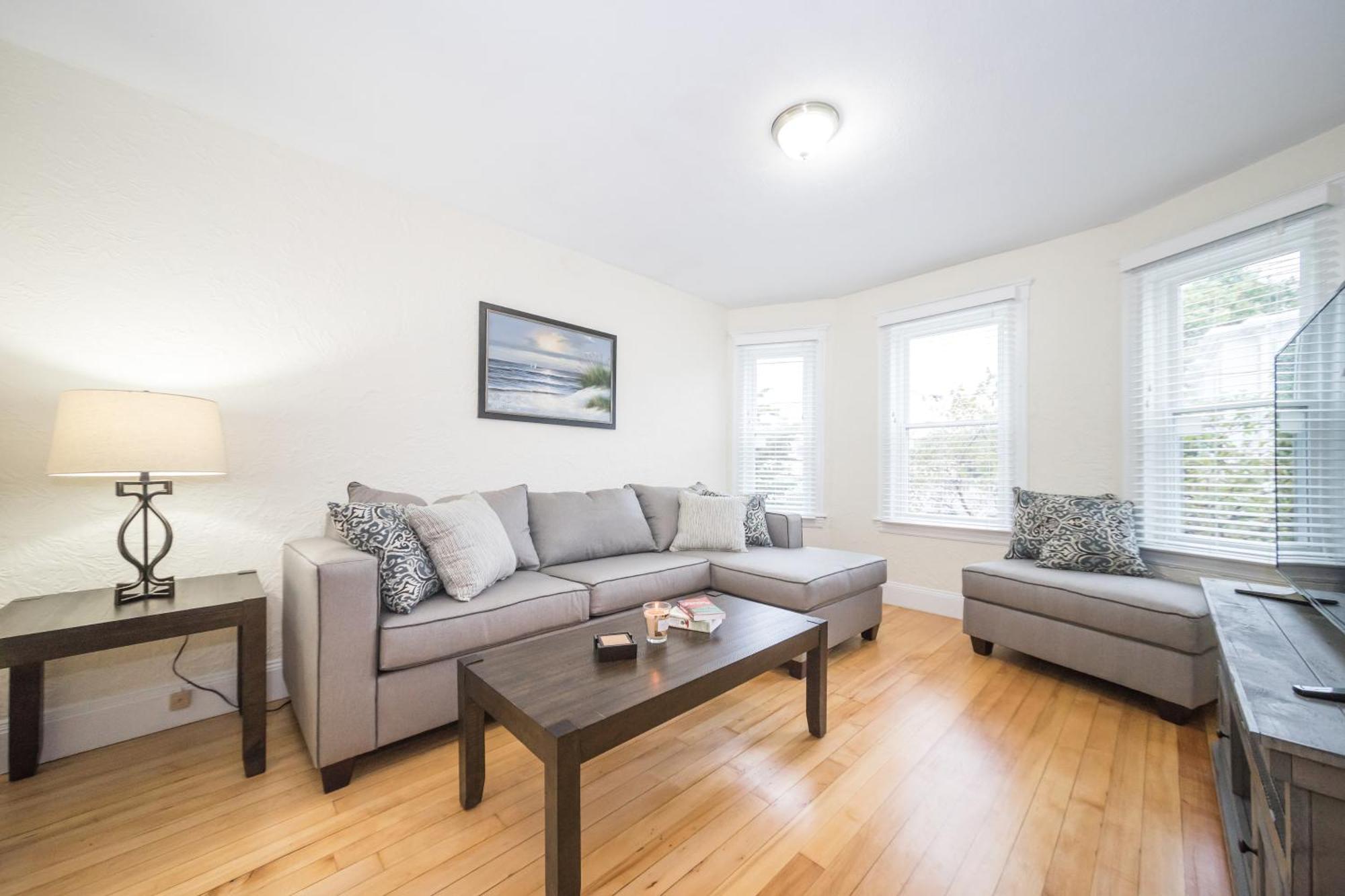 Renovated Lower Allston 3 Bedroom Boston Buitenkant foto